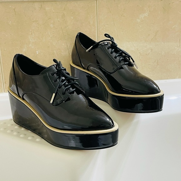 SOLD 😃 DESIGN LAB Black Patent Leather Platform Shoes Sz 7 - Picture 9 of 16